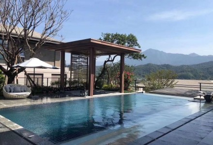 從化別墅無邊泳池